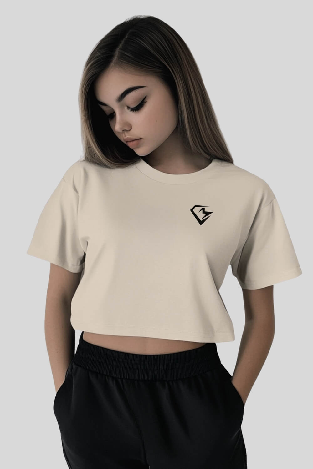 Frontansicht CM Oversize Crop Top Sand für Frauen