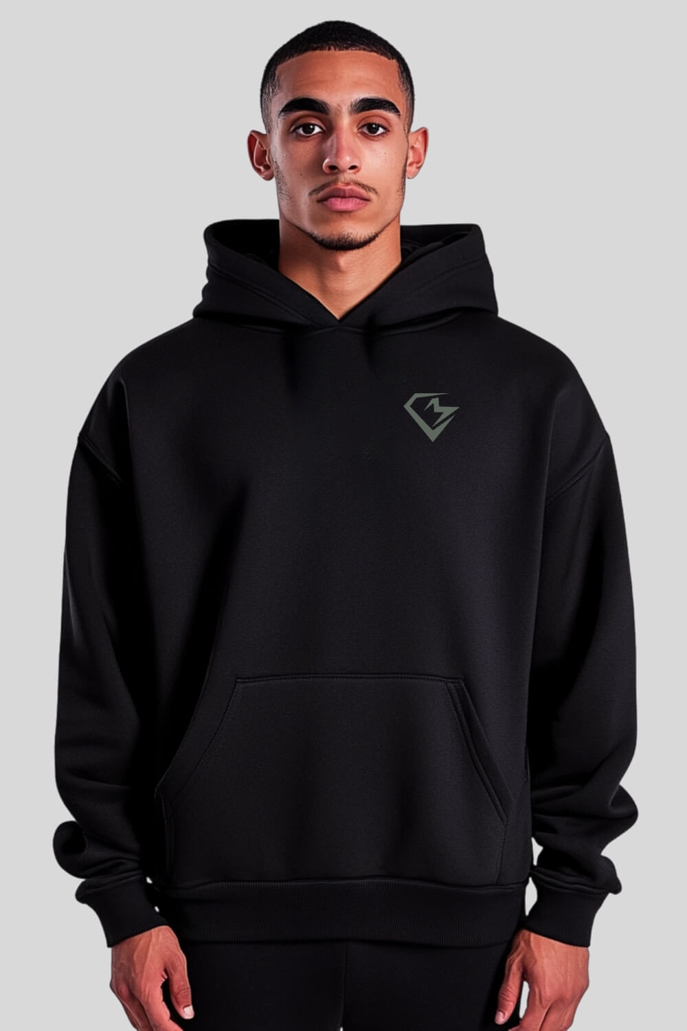 Frontansicht Standing Oversize Hoodie Black für Männer und Frauen