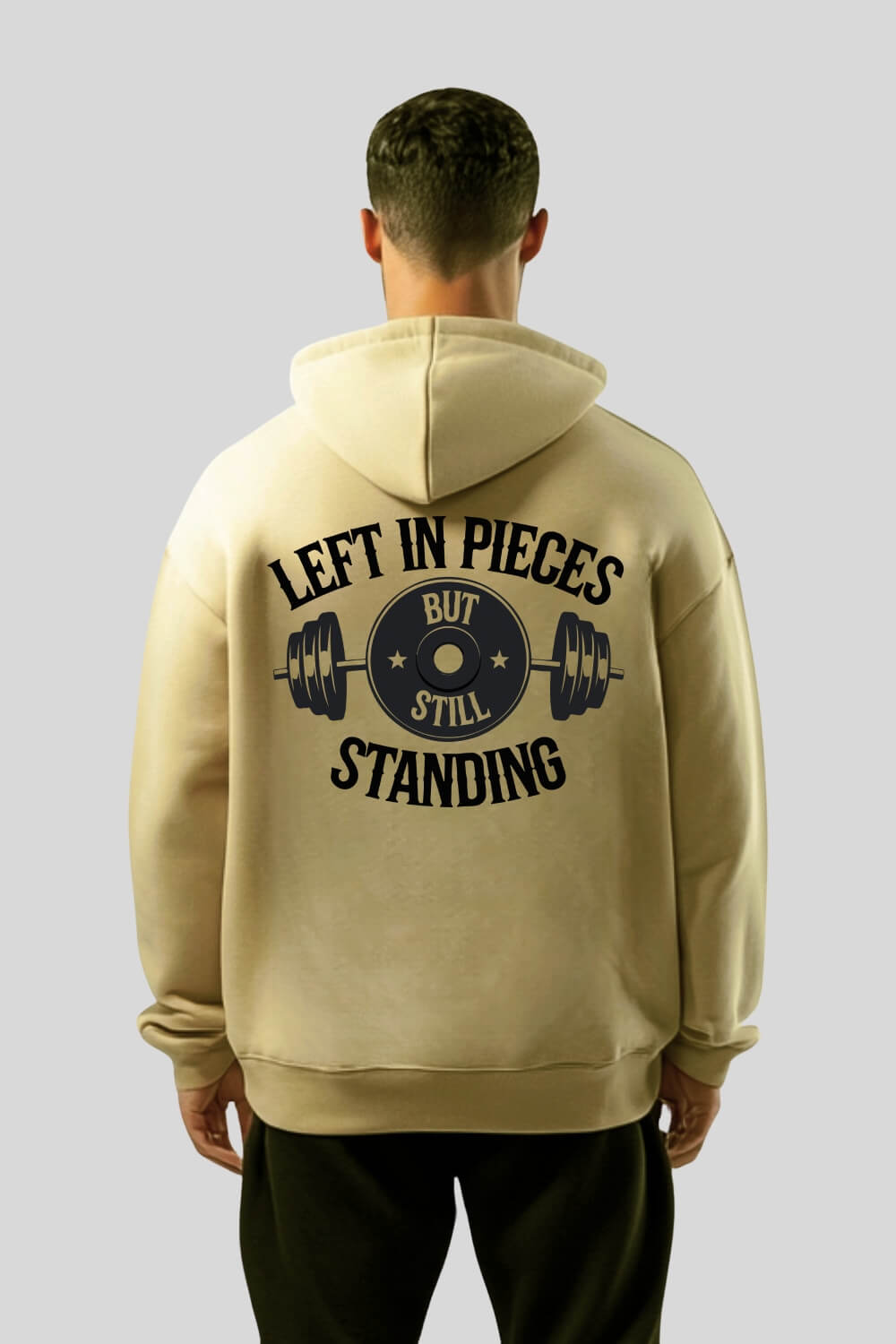 Rückansicht Standing Oversize Hoodie Sand für Männer und Frauen