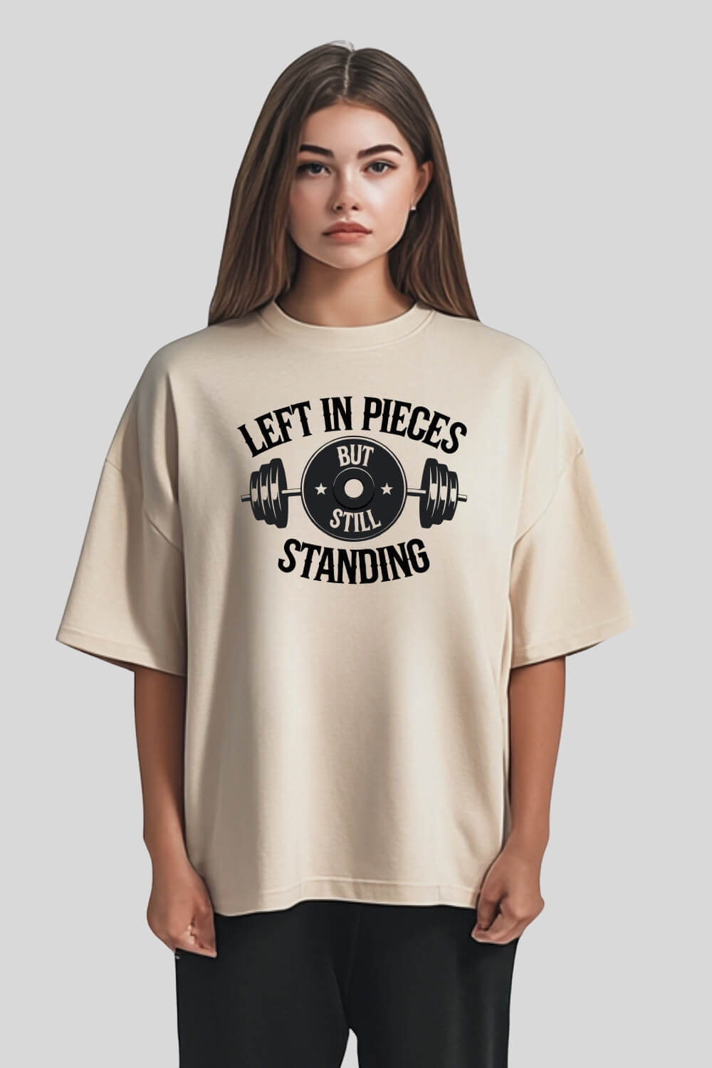 Front Standing Oversize T-Shirt Sand für Männer und Frauen